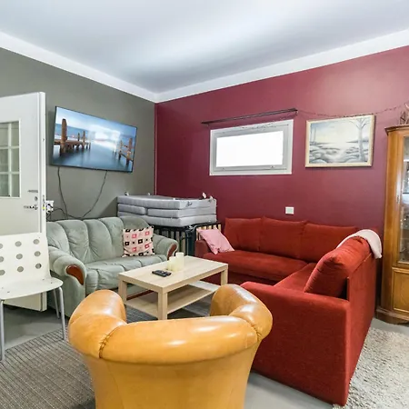Kipinae By Interhome *